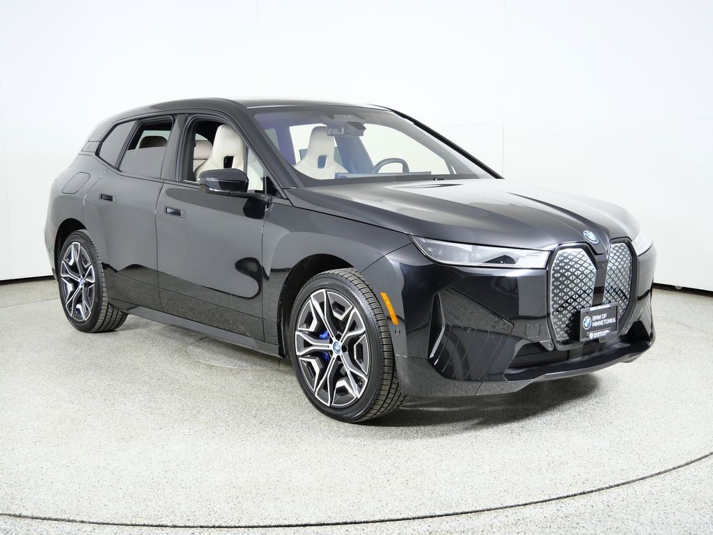 Thumbnail: 2025 BMW iX - 9