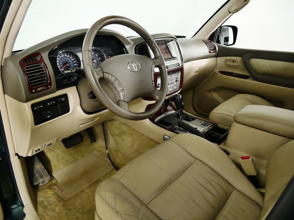 Thumbnail: 2004 Toyota Land Cruiser - 28