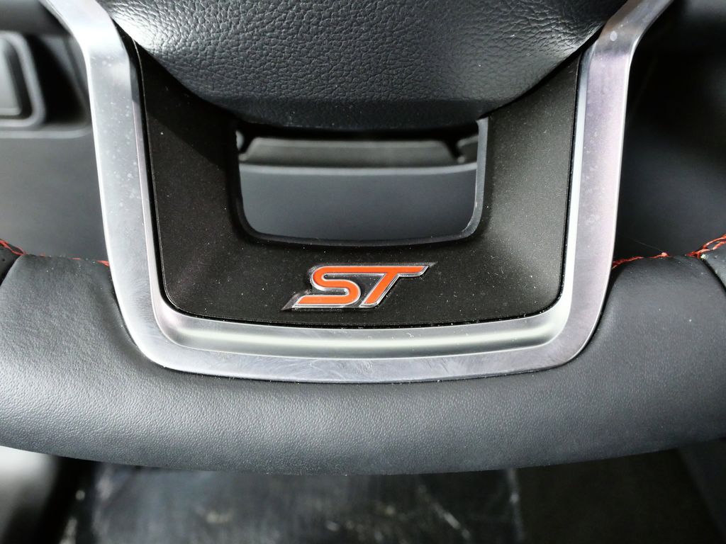 Thumbnail: 2025 Ford Explorer - 43