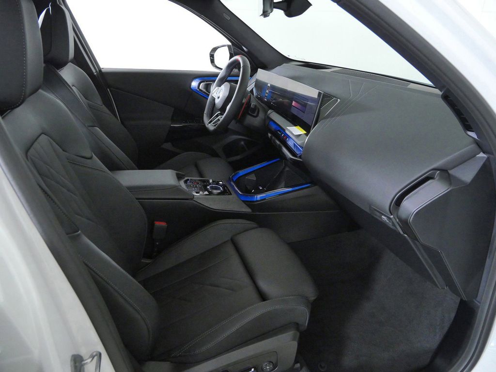 Thumbnail: 2026 BMW X3 - 21