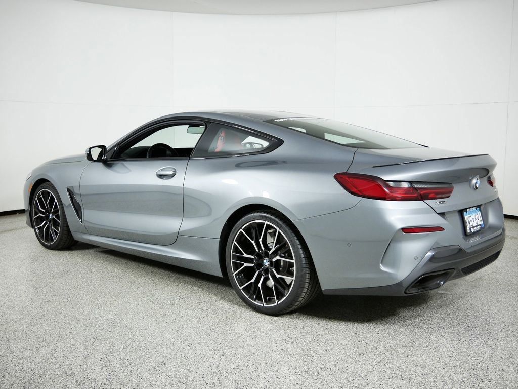 Thumbnail: 2024 BMW 8 Series - 16