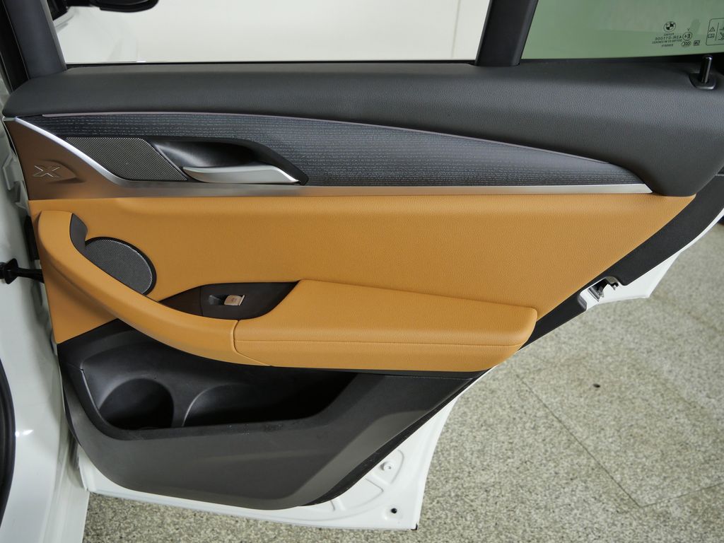 Thumbnail: 2024 BMW X3 - 29