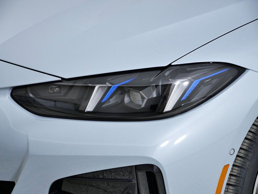 Thumbnail: 2026 BMW i4 - 3