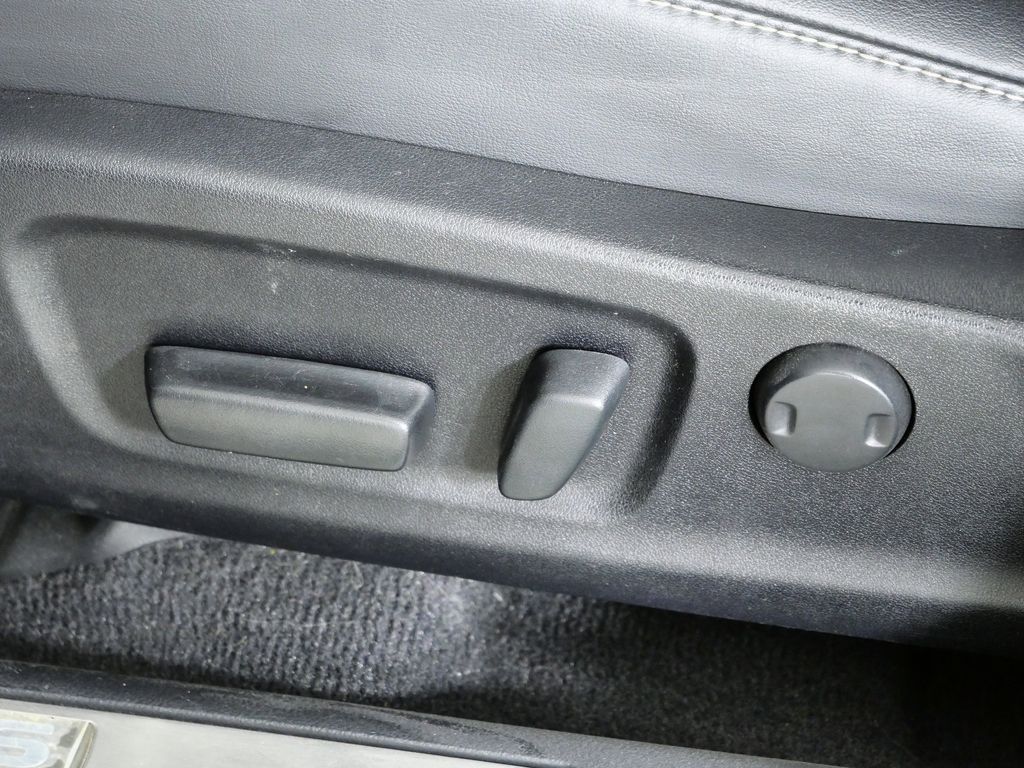 Thumbnail: 2018 Lexus RX - 39