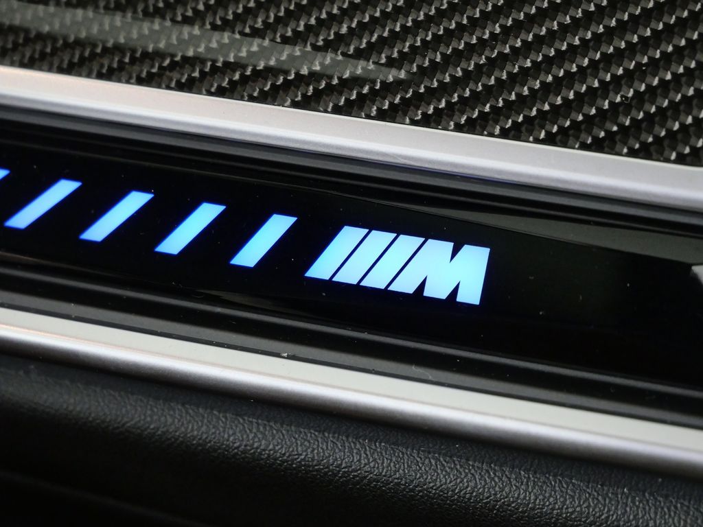 Thumbnail: 2024 BMW X7 - 29