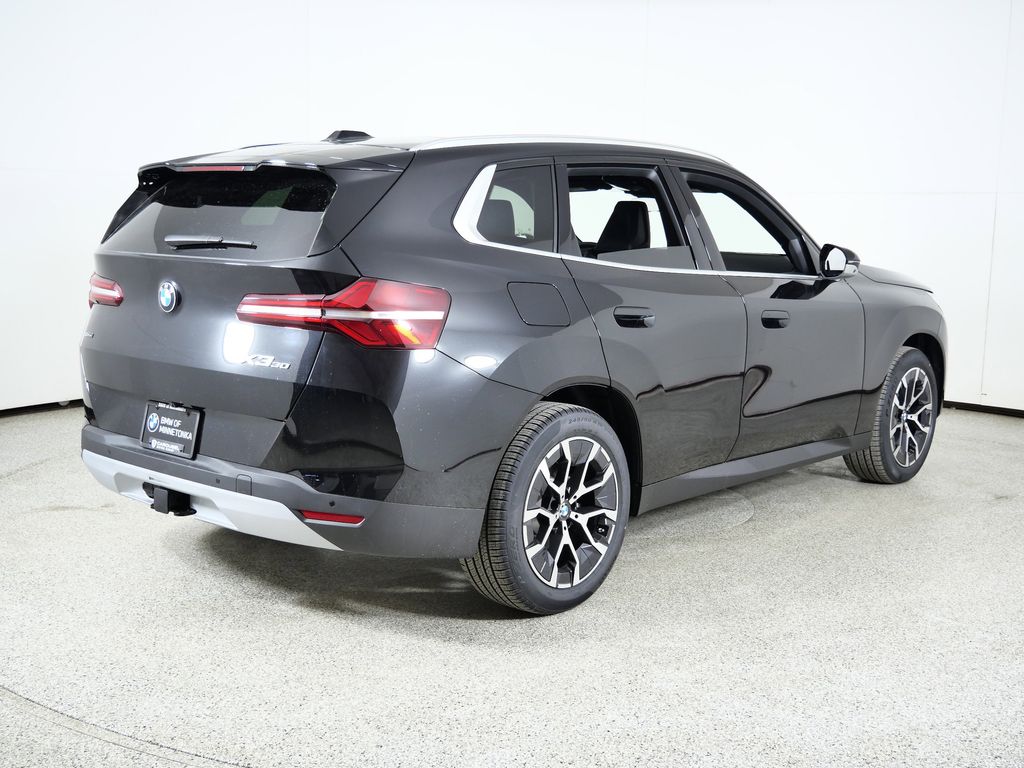 Thumbnail: 2026 BMW X3 - 9