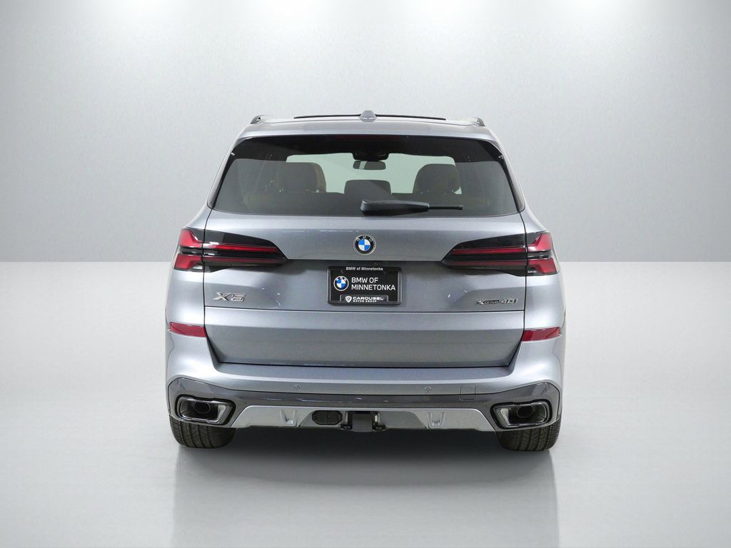 Thumbnail: 2026 BMW X5 - 10