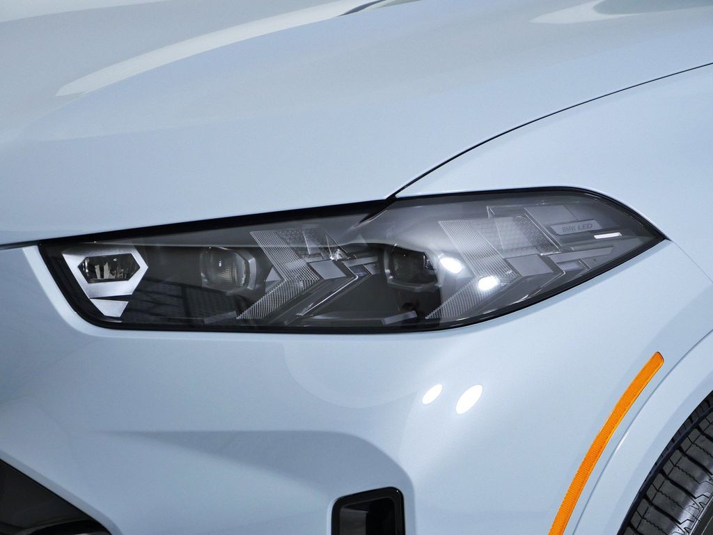 Thumbnail: 2026 BMW X5 - 3