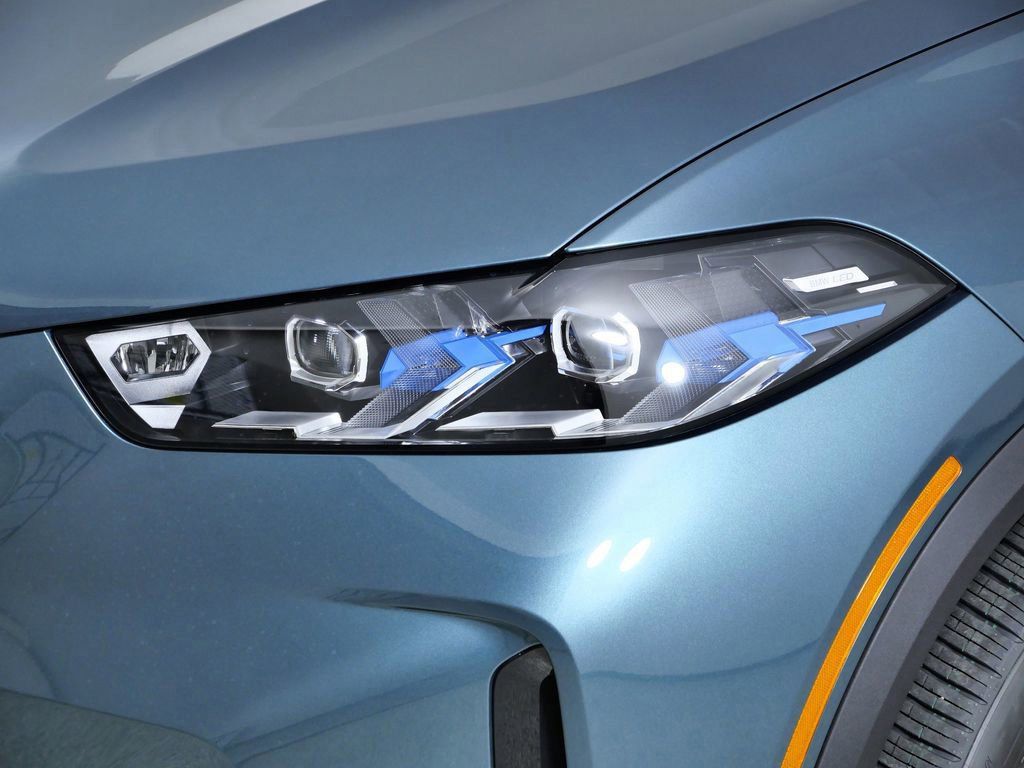 Thumbnail: 2026 BMW X5 - 4