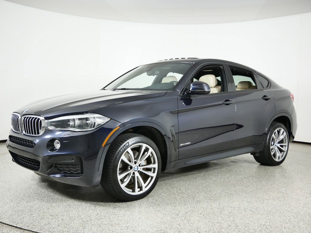 2015 BMW X6 xDrive50i Hero Image