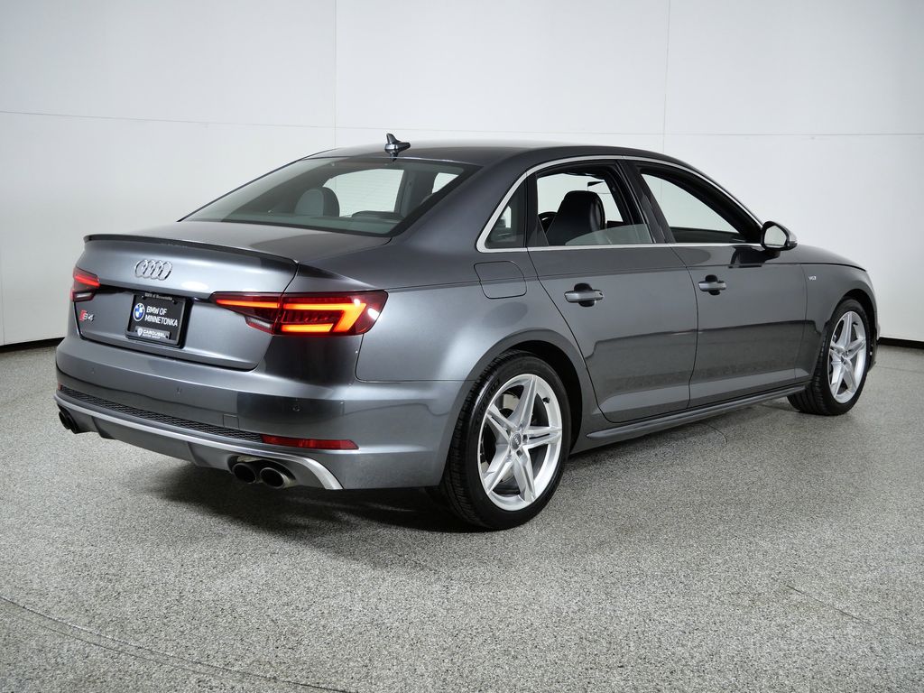 Thumbnail: 2018 Audi S4 - 10