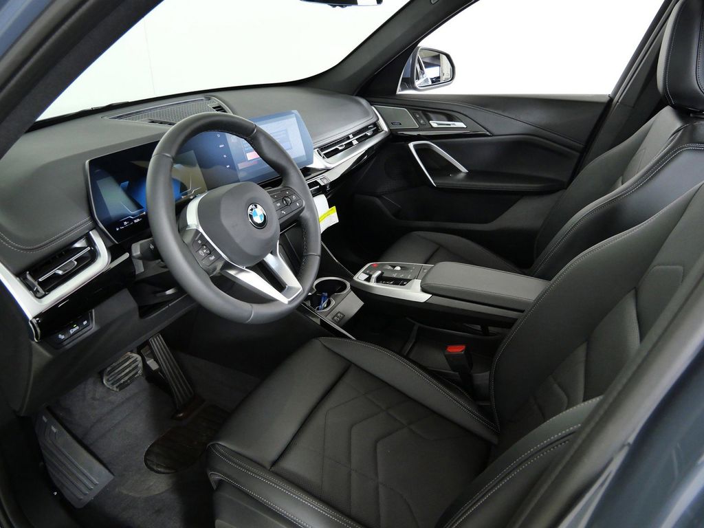 Thumbnail: 2026 BMW X1 - 32