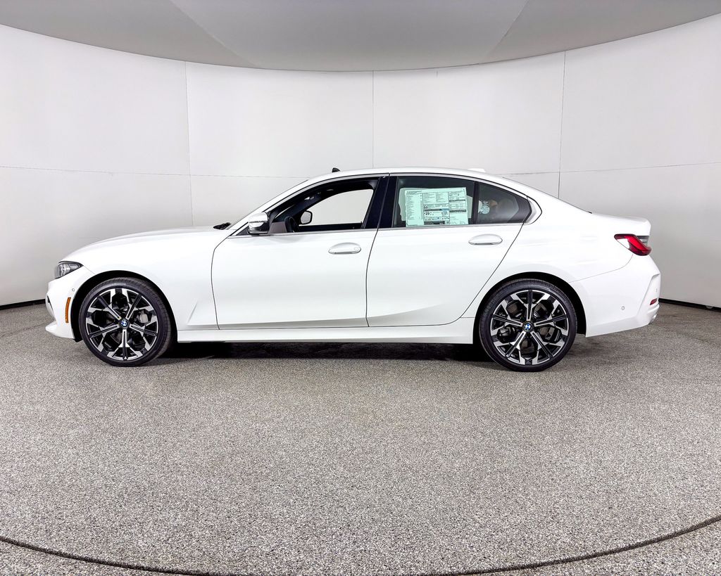 Thumbnail: 2025 BMW 3 Series - 10