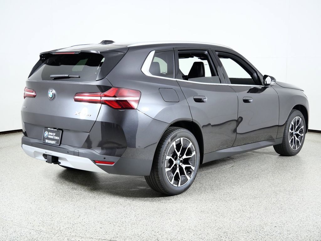 Thumbnail: 2026 BMW X3 - 11