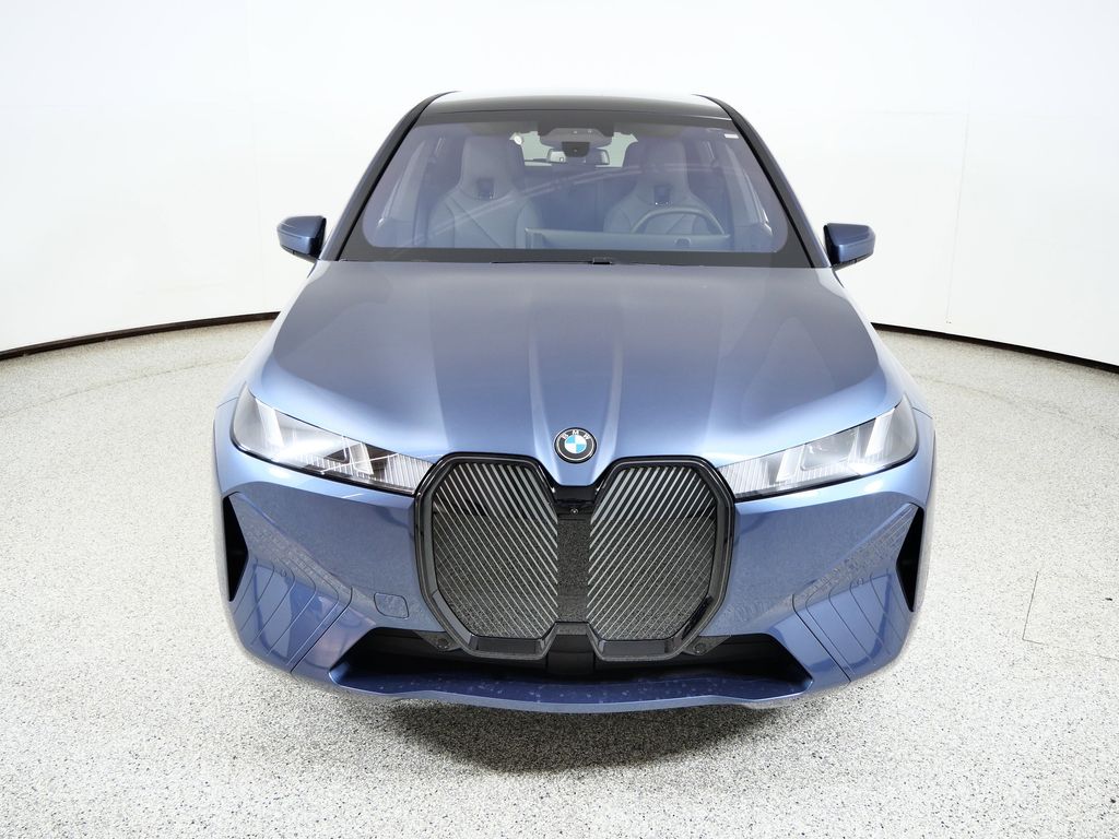 Thumbnail: 2026 BMW iX - 16