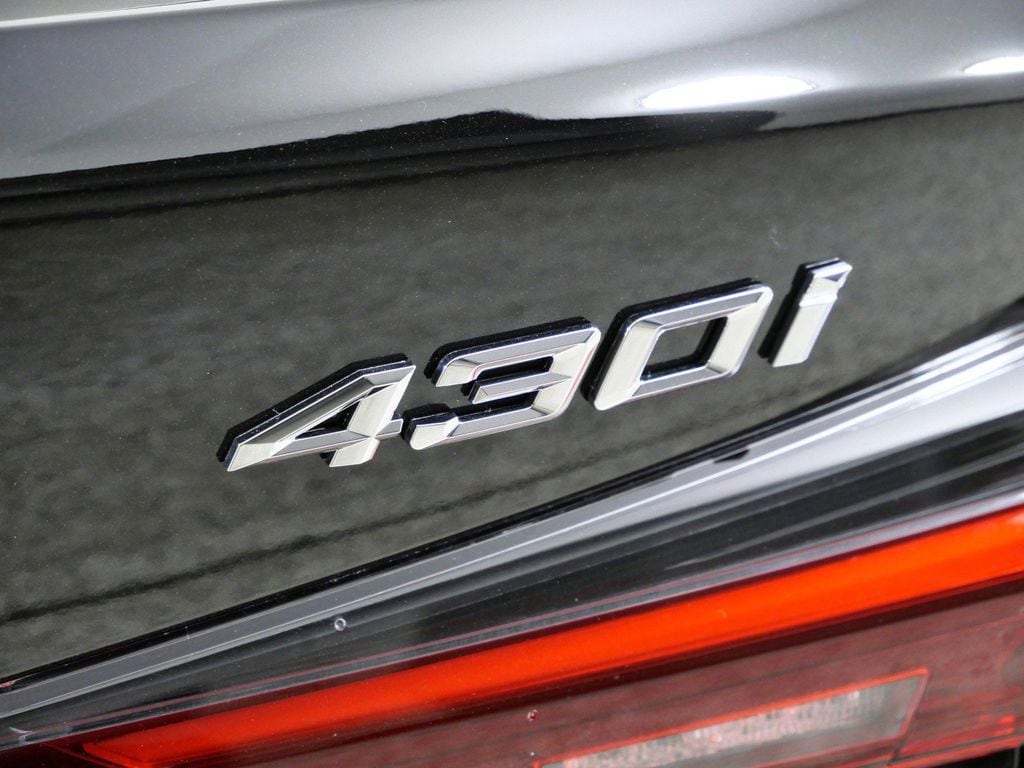 Thumbnail: 2025 BMW 4 Series - 12