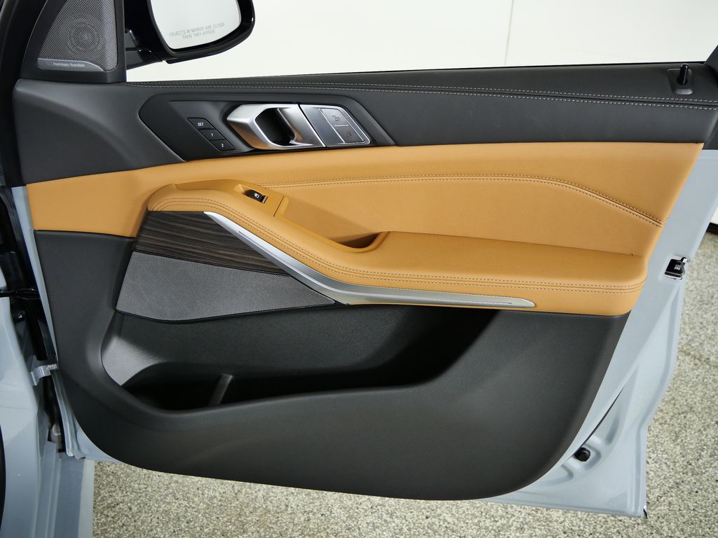 Thumbnail: 2026 BMW X7 - 19