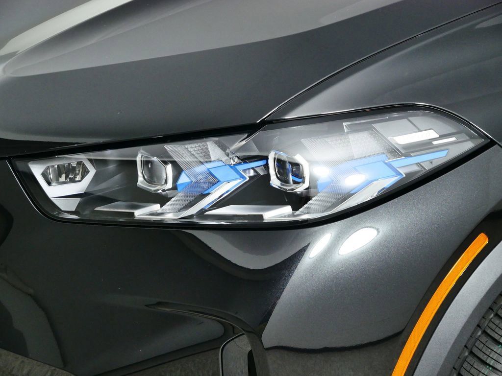 Thumbnail: 2026 BMW X5 - 18