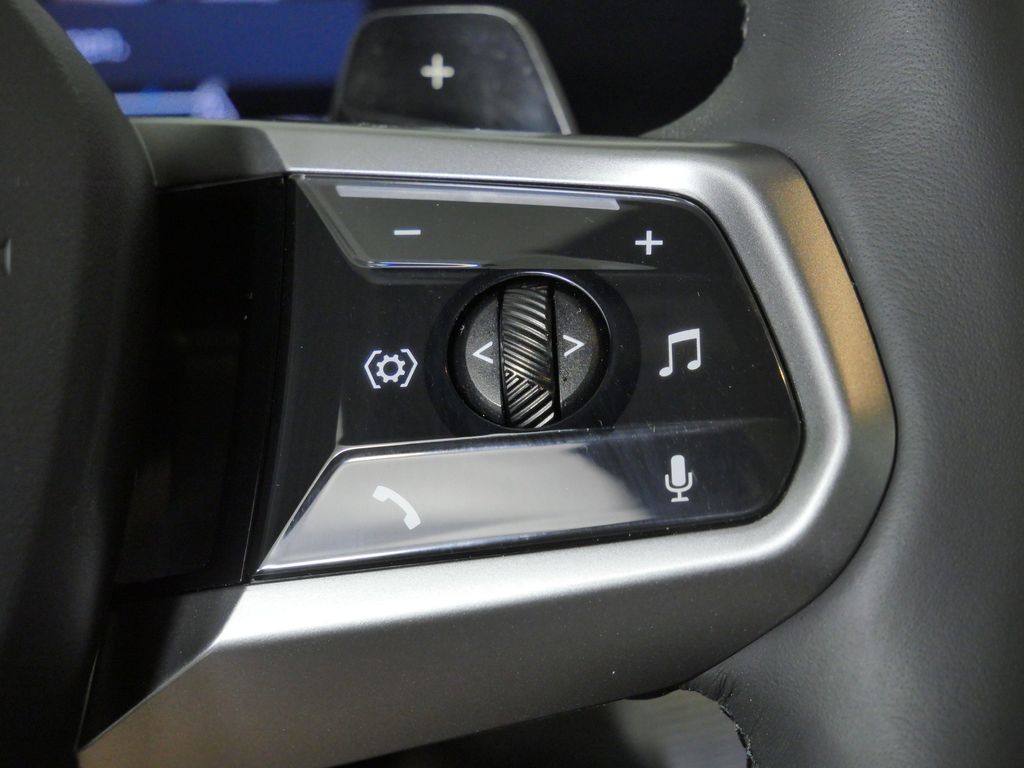 Thumbnail: 2026 BMW 5 Series - 44