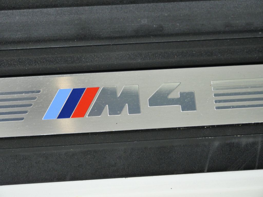 Thumbnail: 2018 BMW M4 - 24