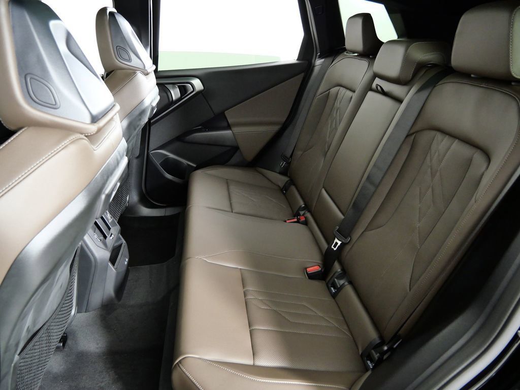 Thumbnail: 2026 BMW X3 - 33