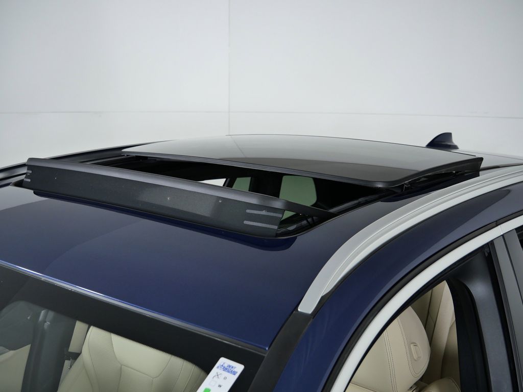 Thumbnail: 2022 BMW X3 - 22