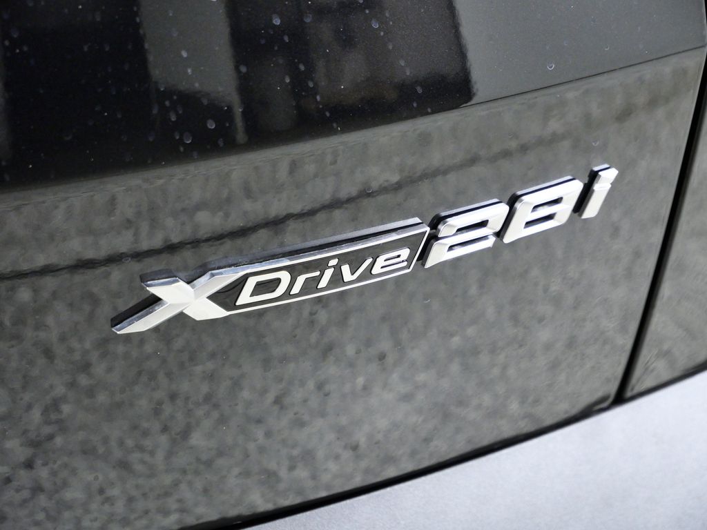 Thumbnail: 2026 BMW X2 - 12