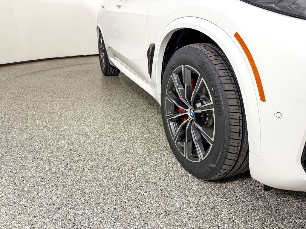 Thumbnail: 2026 BMW X5 - 9