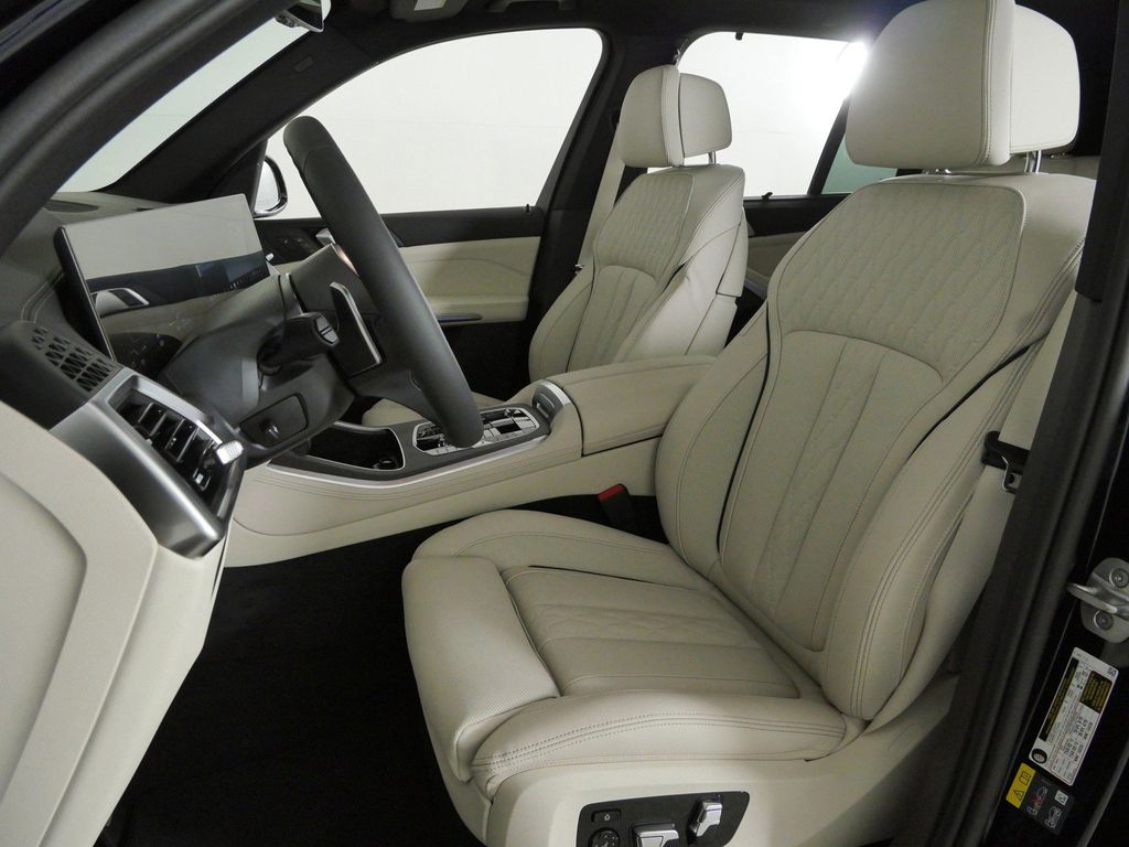 Thumbnail: 2026 BMW X5 - 36
