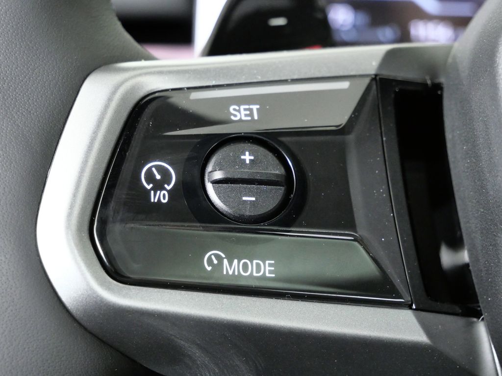 Thumbnail: 2026 BMW 5 Series - 39