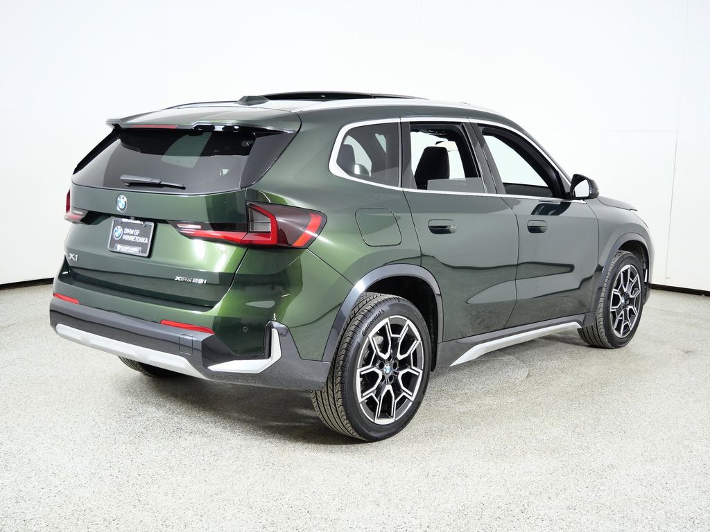 Thumbnail: 2025 BMW X1 - 11