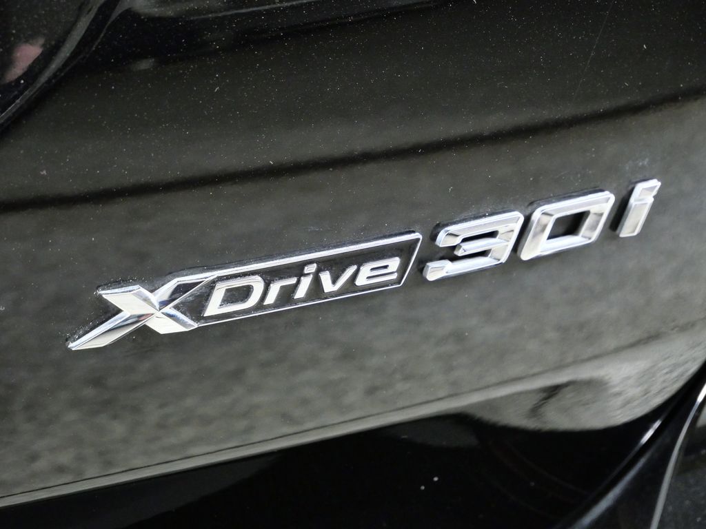 Thumbnail: 2022 BMW X3 - 13