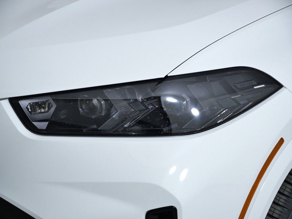 Thumbnail: 2026 BMW X5 - 3