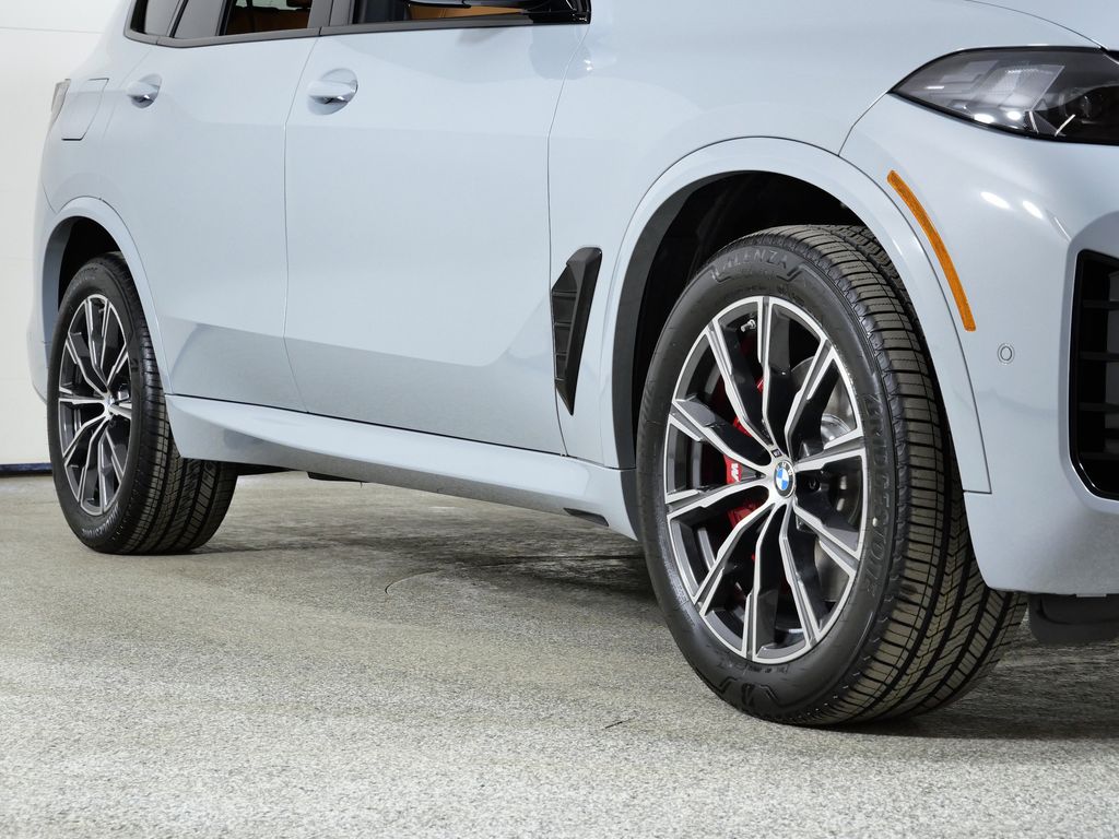 Thumbnail: 2026 BMW X5 - 6