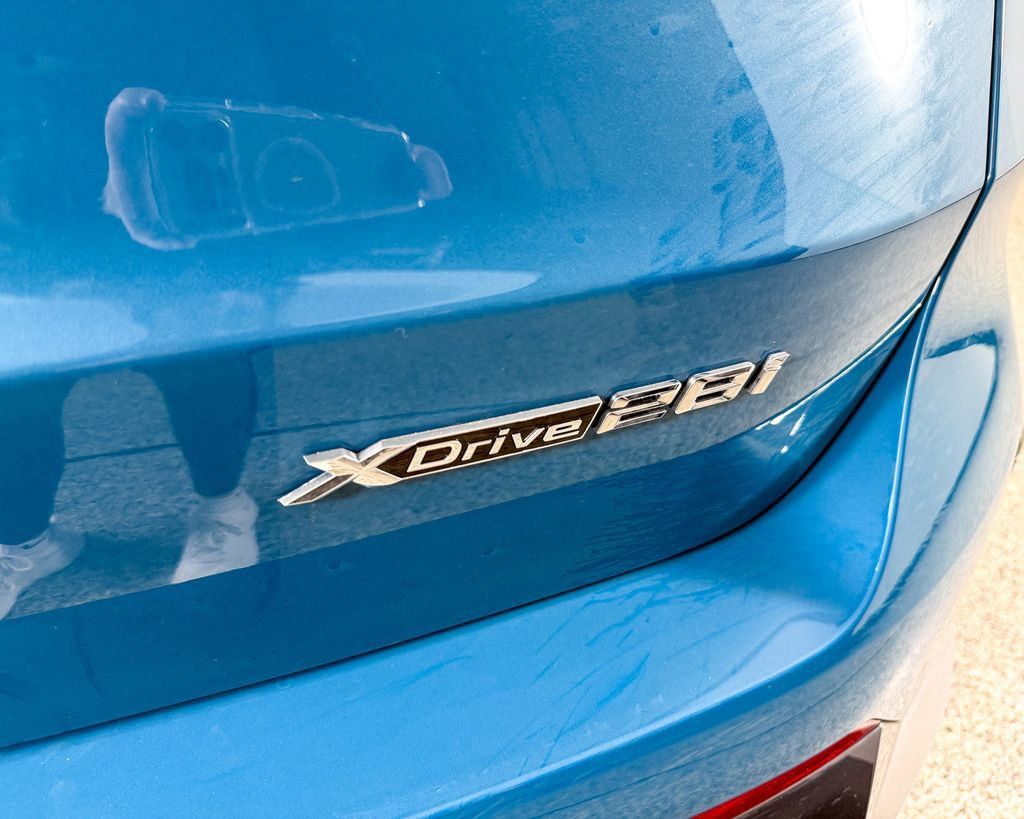 Thumbnail: 2025 BMW X1 - 16