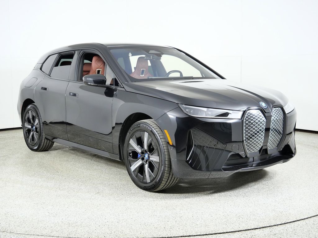 Thumbnail: 2023 BMW iX - 9