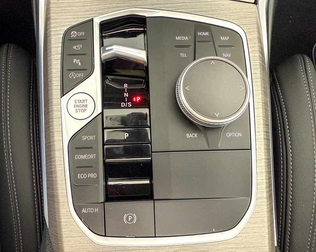 Thumbnail: 2025 BMW 4 Series - 50