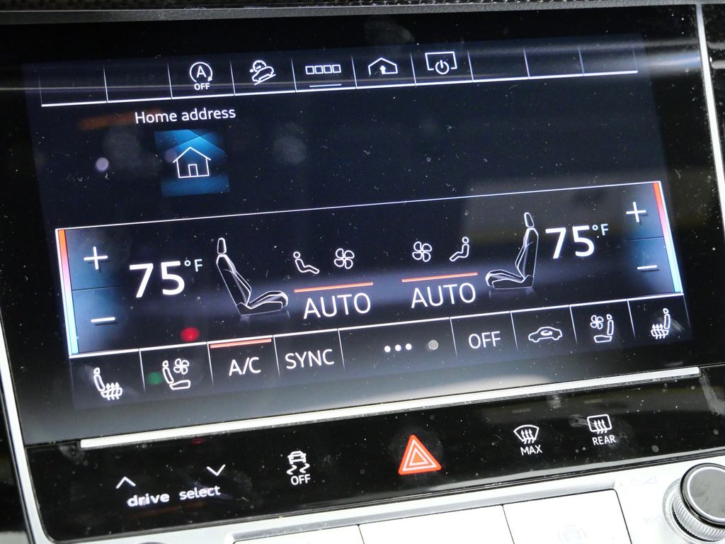 Thumbnail: 2023 Audi SQ8 - 44