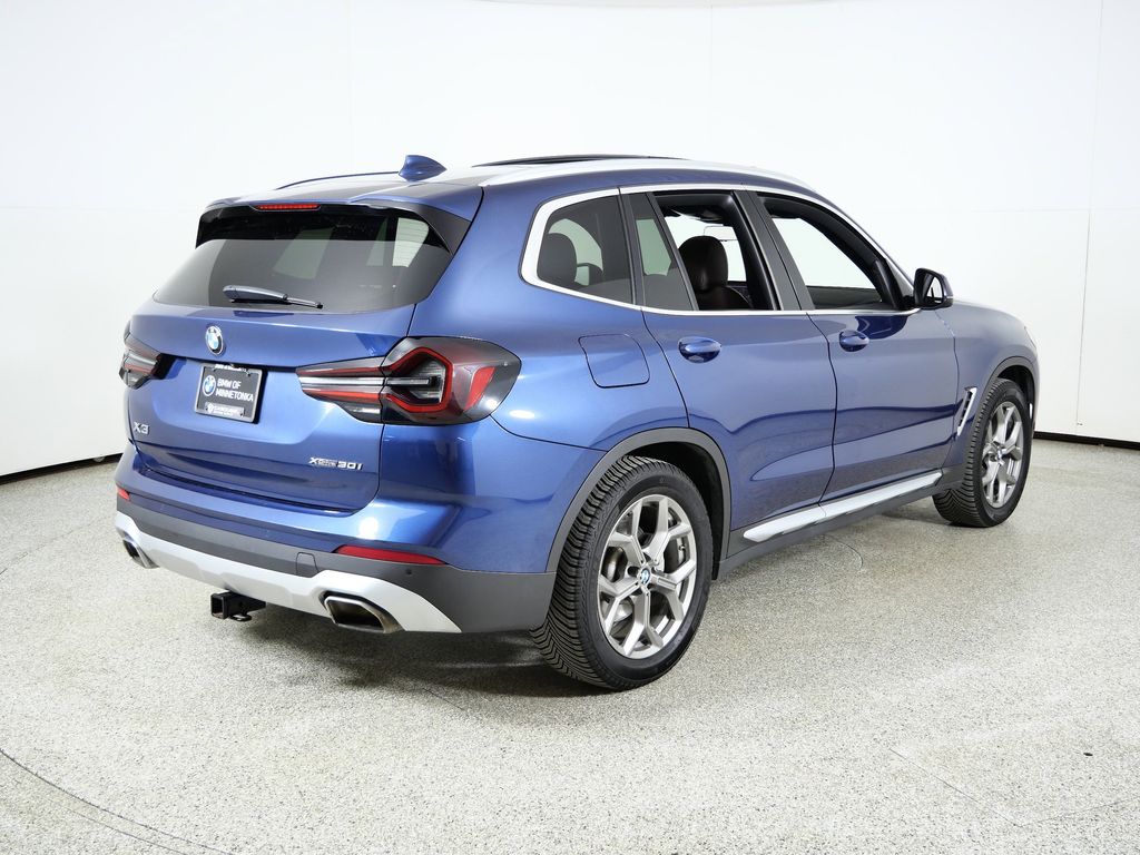 Thumbnail: 2022 BMW X3 - 10