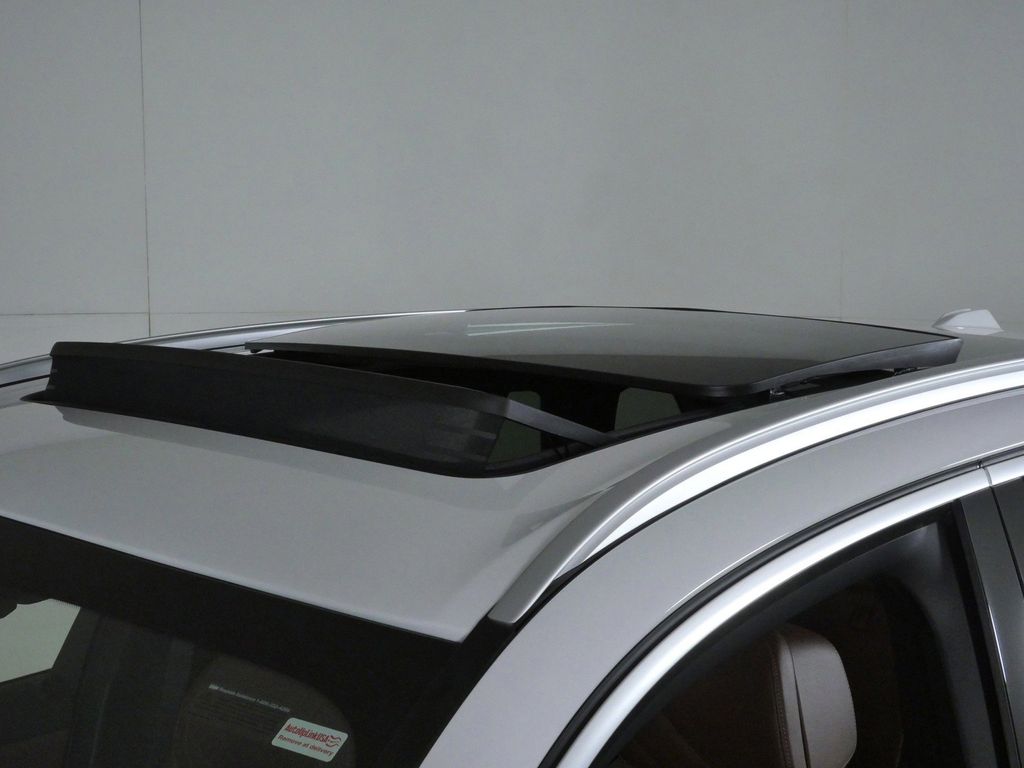 Thumbnail: 2026 BMW X5 - 17