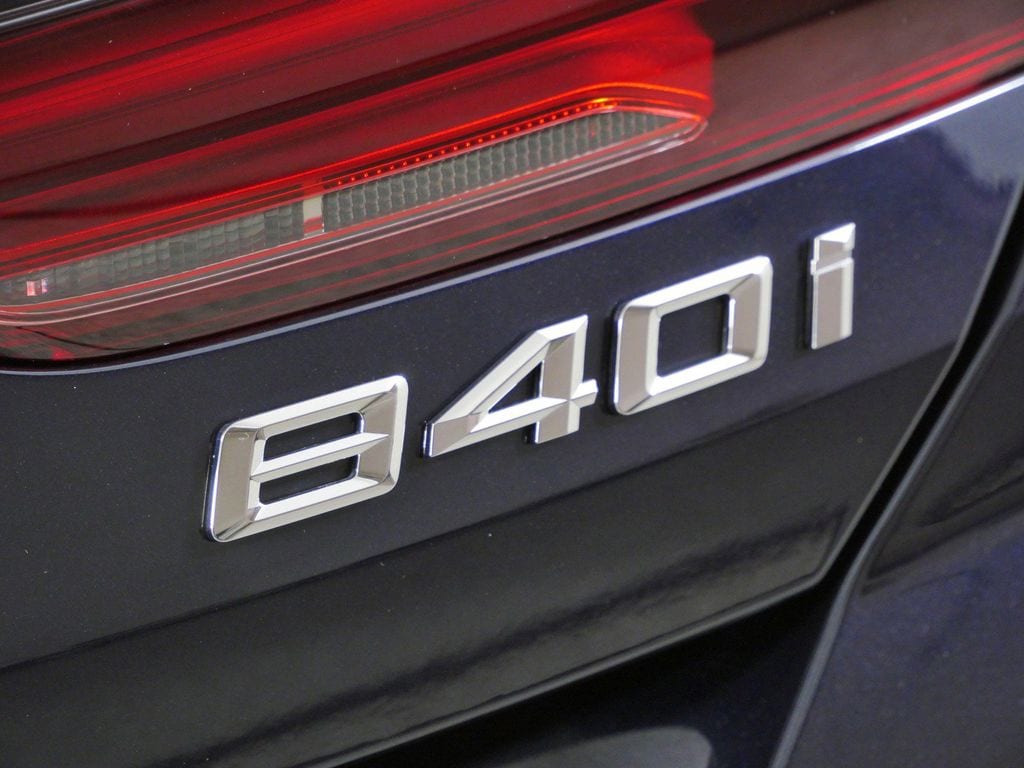 Thumbnail: 2026 BMW 8 Series - 12