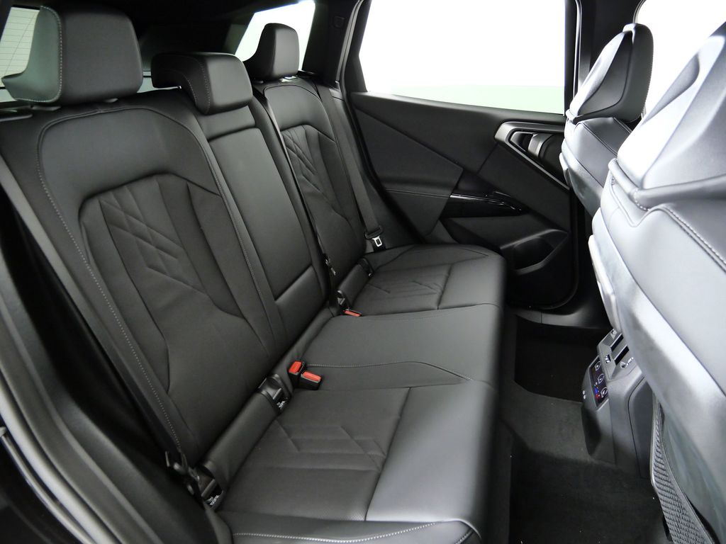 Thumbnail: 2026 BMW X3 - 25