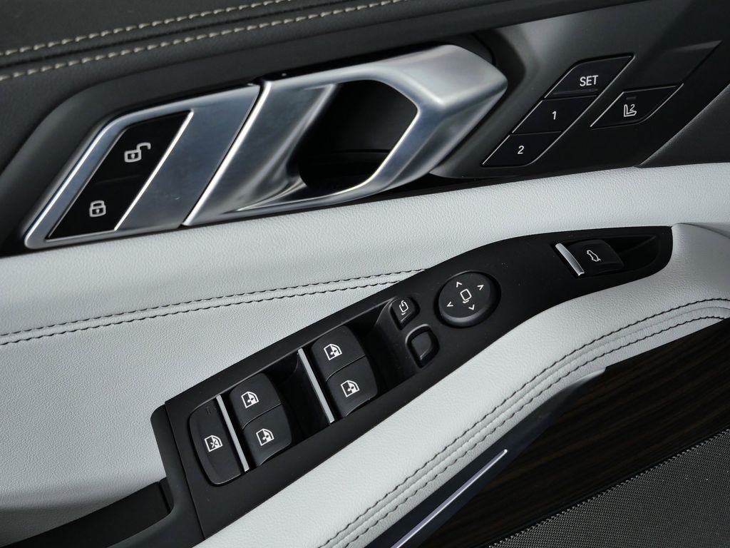 Thumbnail: 2026 BMW X5 - 38