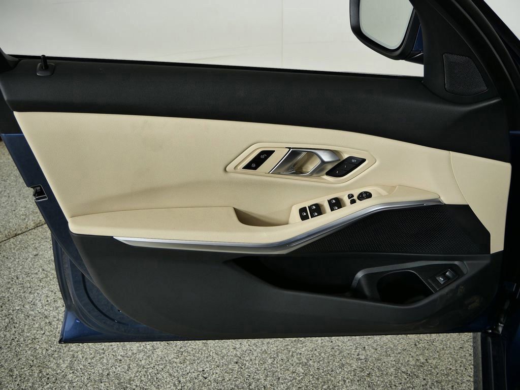 Thumbnail: 2026 BMW 3 Series - 33