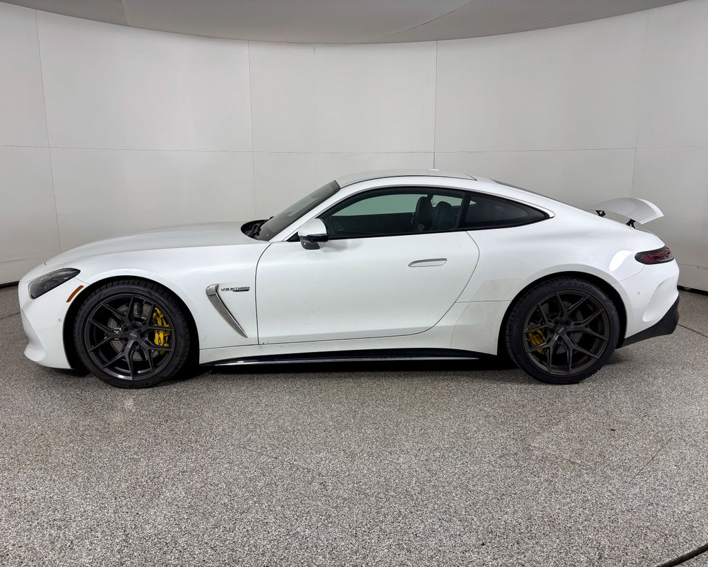 Thumbnail: 2024 Mercedes-Benz AMG GT - 6