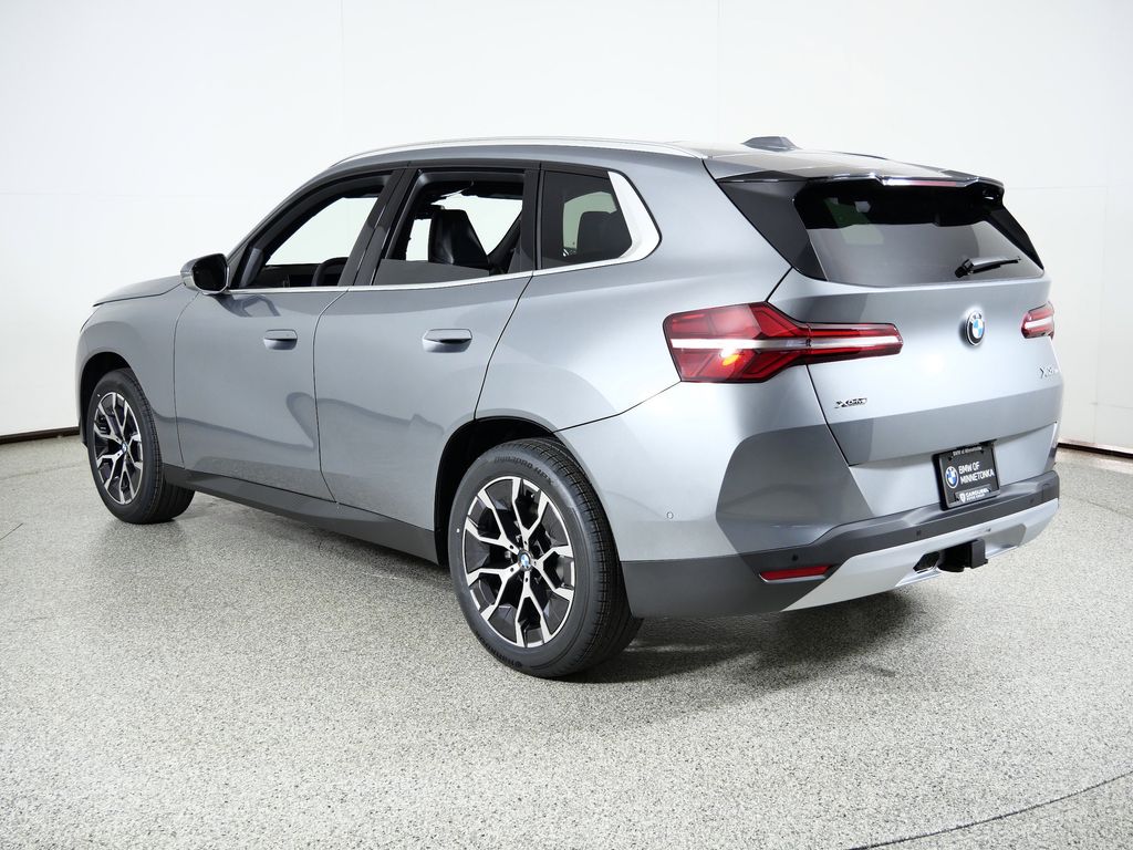 Thumbnail: 2026 BMW X3 - 14