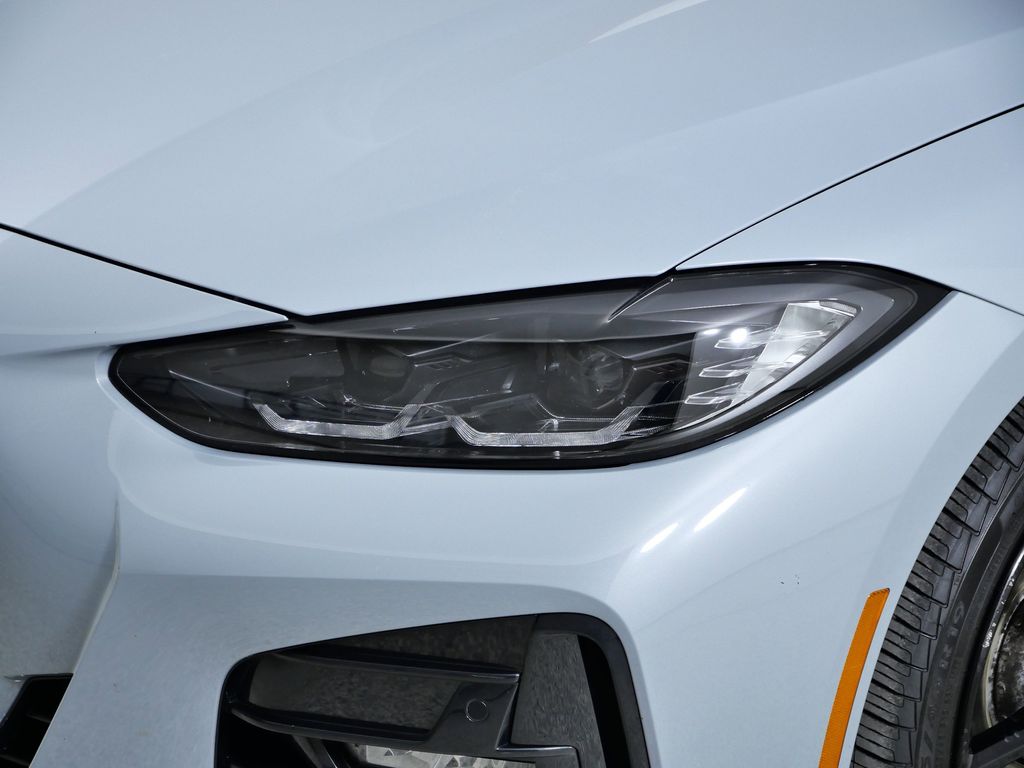 Thumbnail: 2022 BMW 4 Series - 4