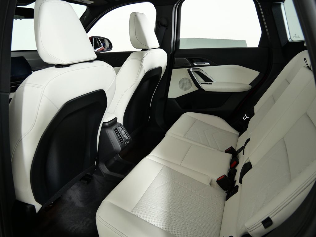 Thumbnail: 2026 BMW X1 - 34