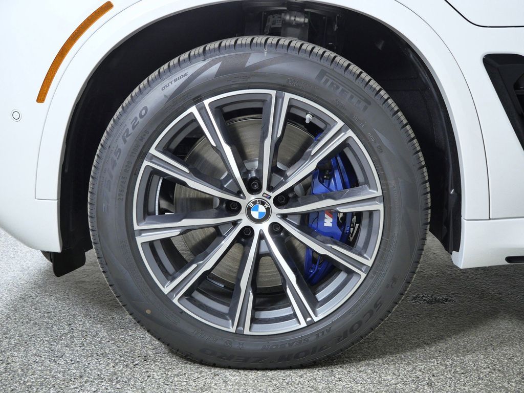 Thumbnail: 2026 BMW X5 - 17