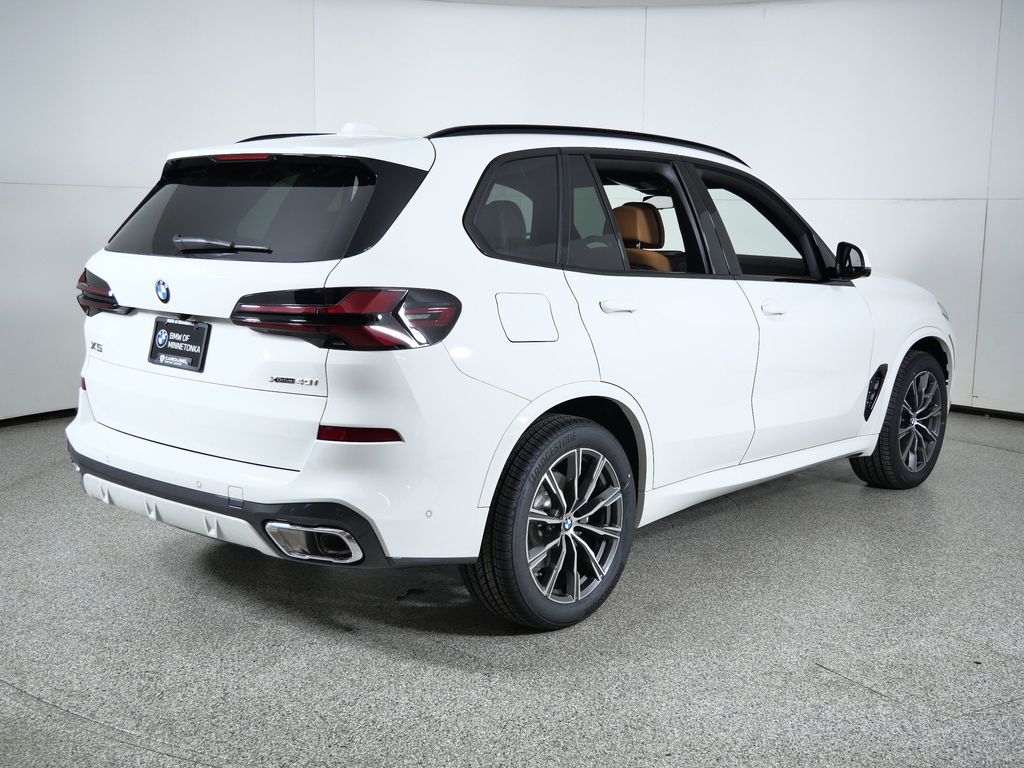 Thumbnail: 2026 BMW X5 - 9